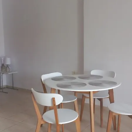 Sidro Spacious With Big Balcony 公寓 新马尔马拉斯